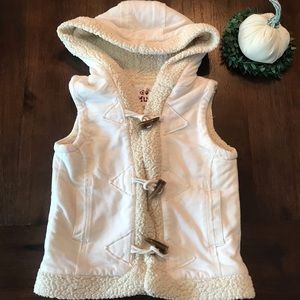 Girls faux fur vest